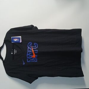 Nike NYC NBA Navy Blue Tee size xl  shortsleeve nwt
